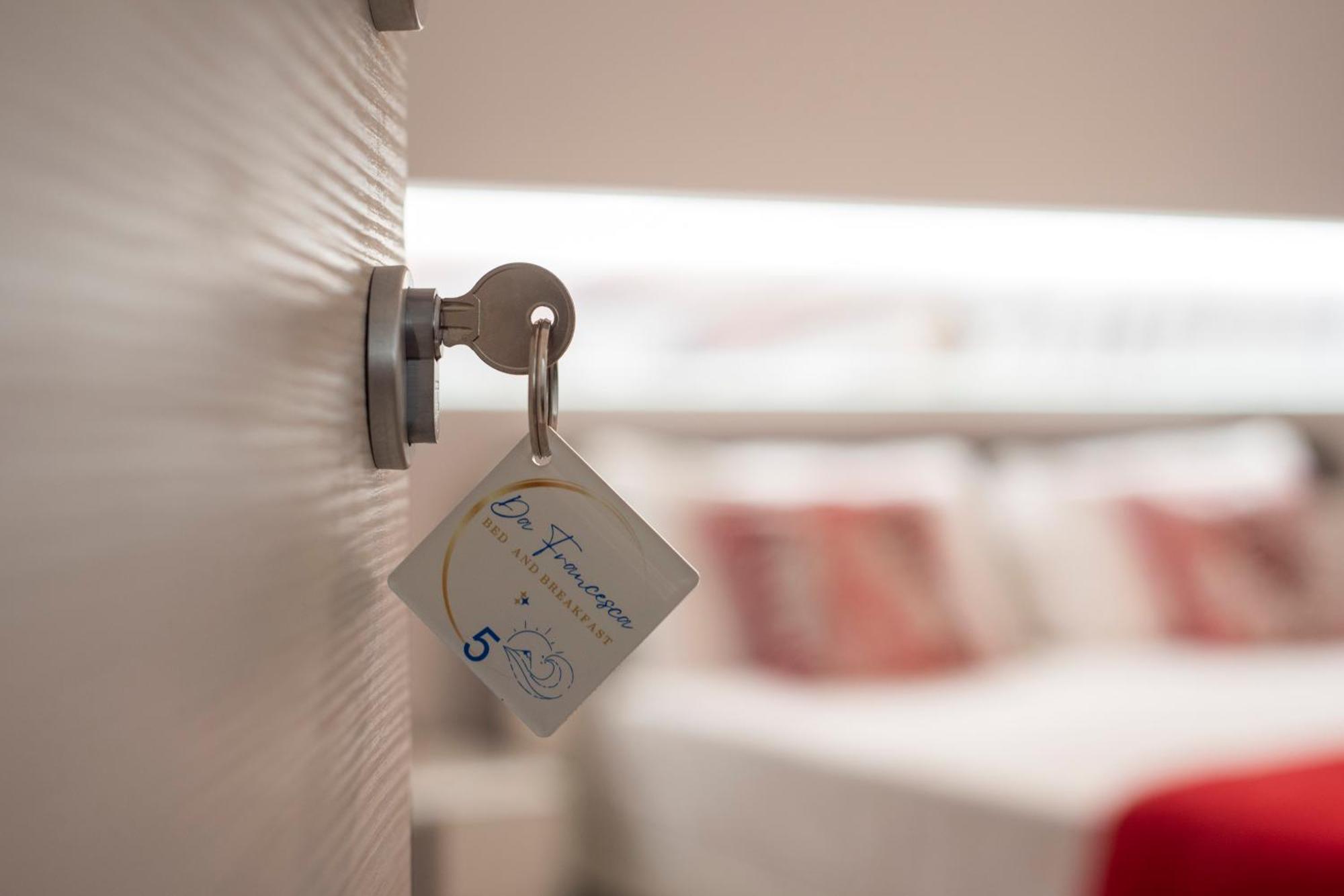 Bed And Breakfast Da Francesca Castelluzzo Bagian luar foto
