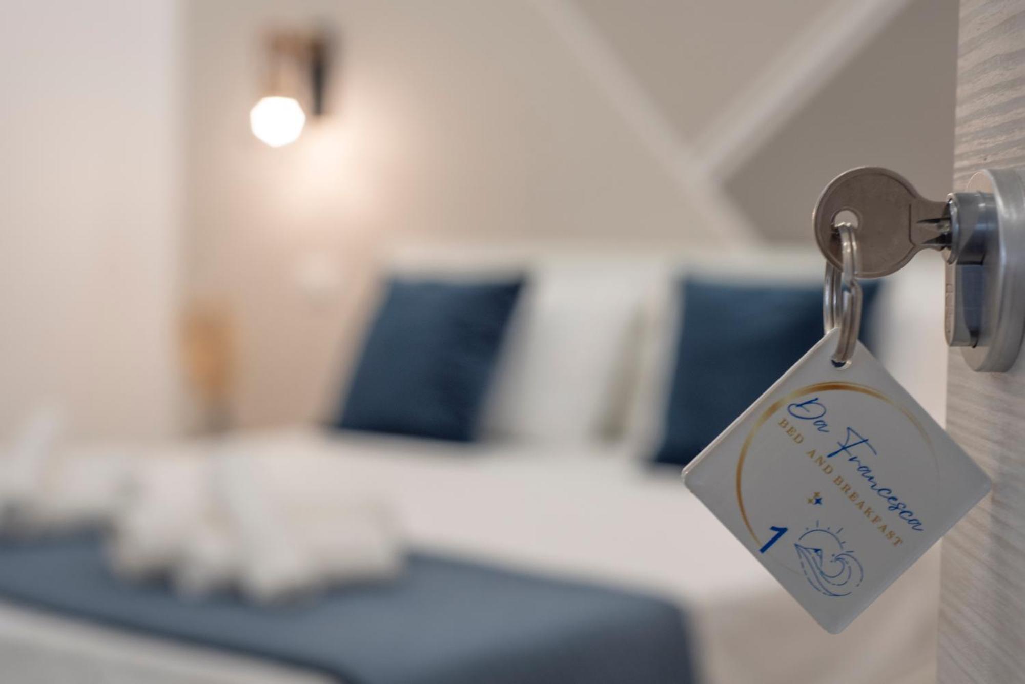 Bed And Breakfast Da Francesca Castelluzzo Bagian luar foto
