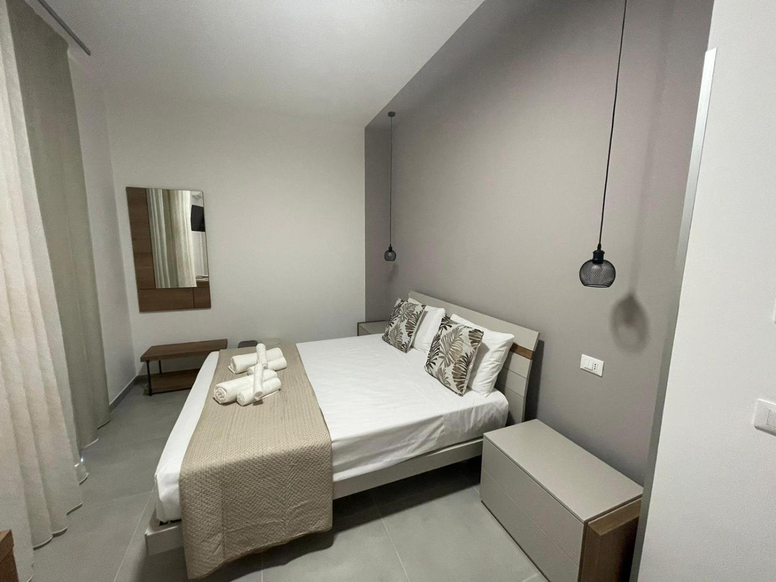 Bed And Breakfast Da Francesca Castelluzzo Bagian luar foto